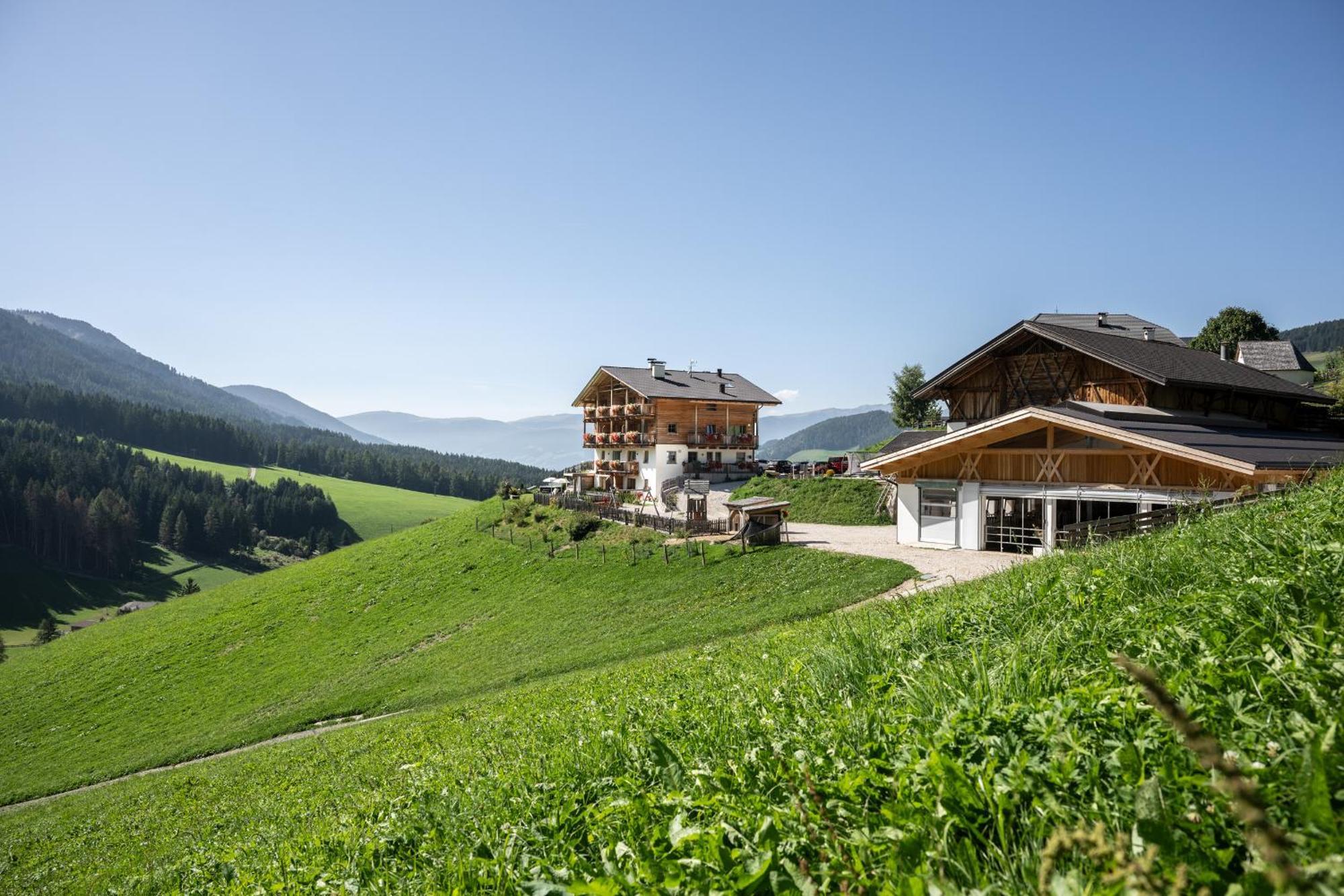 Unterkantiolerhof Funes  Dış mekan fotoğraf